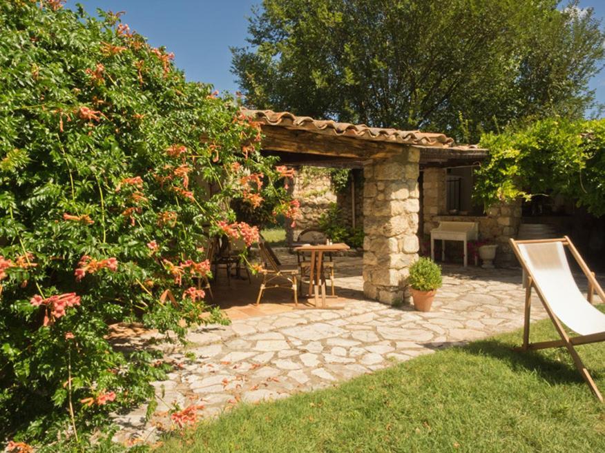 Hotel-Restaurant Le Moulin De La Camandoule Фаянс Экстерьер фото