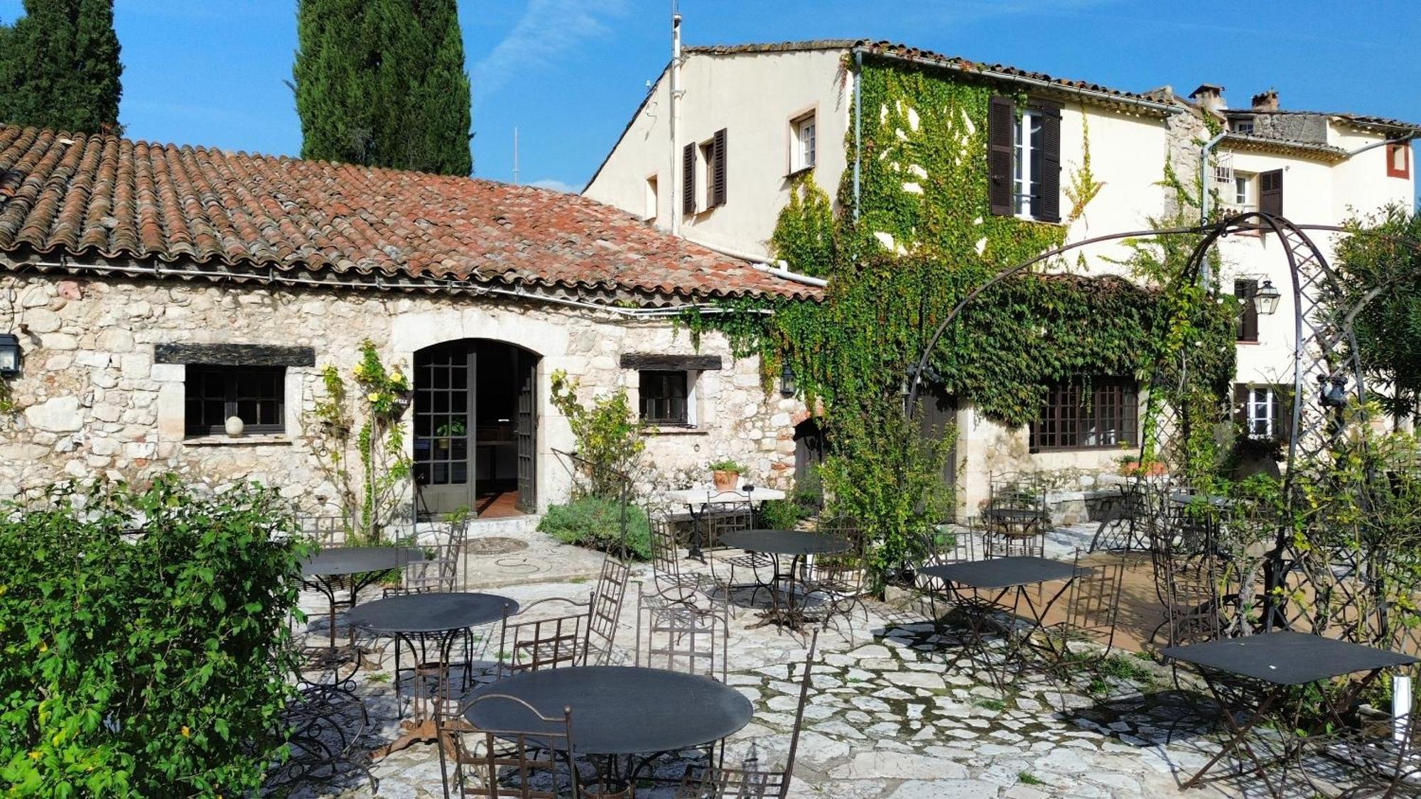 Hotel-Restaurant Le Moulin De La Camandoule Фаянс Экстерьер фото